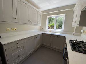 Kitchen- click for photo gallery